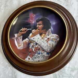 Elvis Presley " The King" collector plate With Wood Display Surround